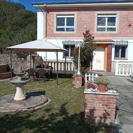 Vivienda Turistica Volvere Santiurde de Toranzo エクステリア 写真