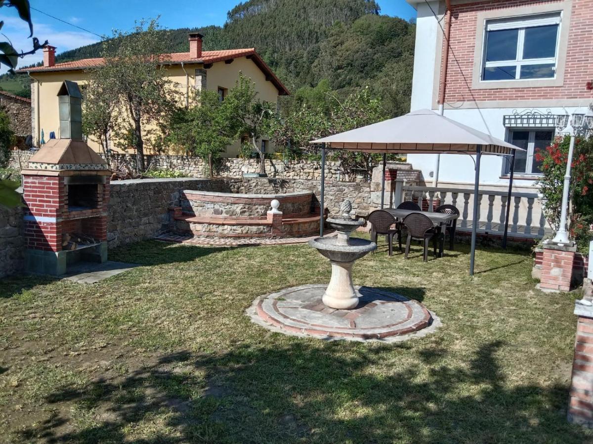 Vivienda Turistica Volvere Santiurde de Toranzo エクステリア 写真